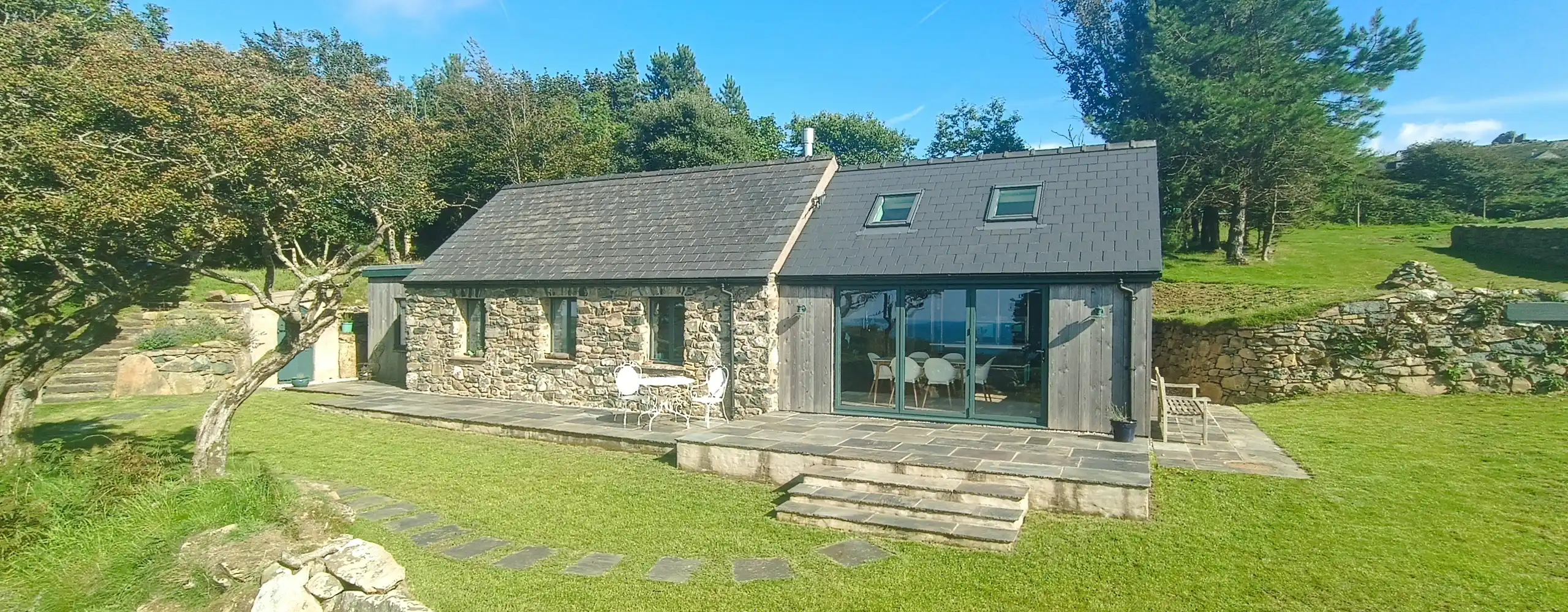 Bryn Niwl, Dinas Cross, Pembrokeshire