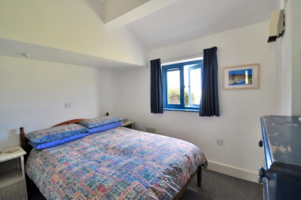The double bedroom The double bedroom