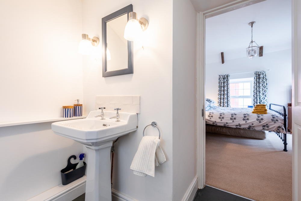 There is one en suite bedroom The en suite bedroom
