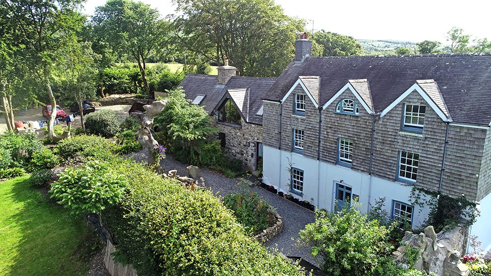 The house and converted barn The house and converted barn